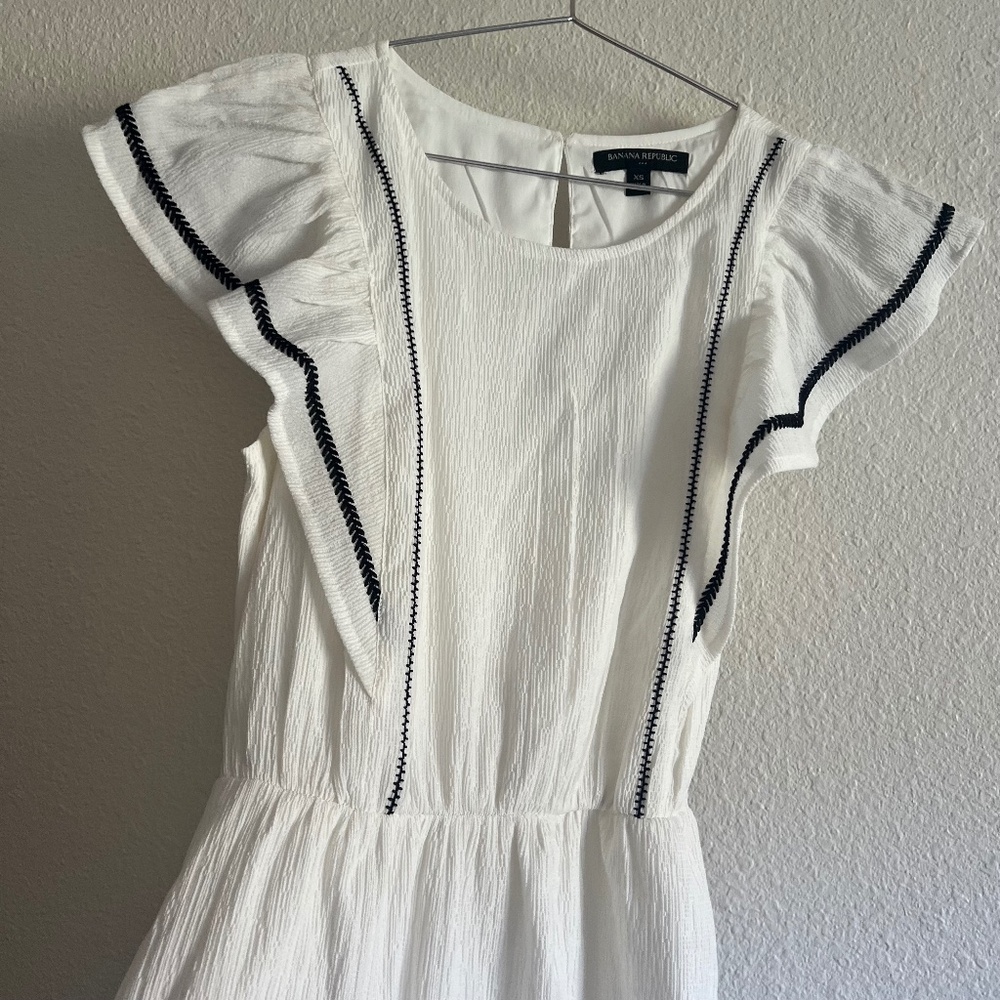 Dainty flutter sleeve white Banana Republic Midi dress